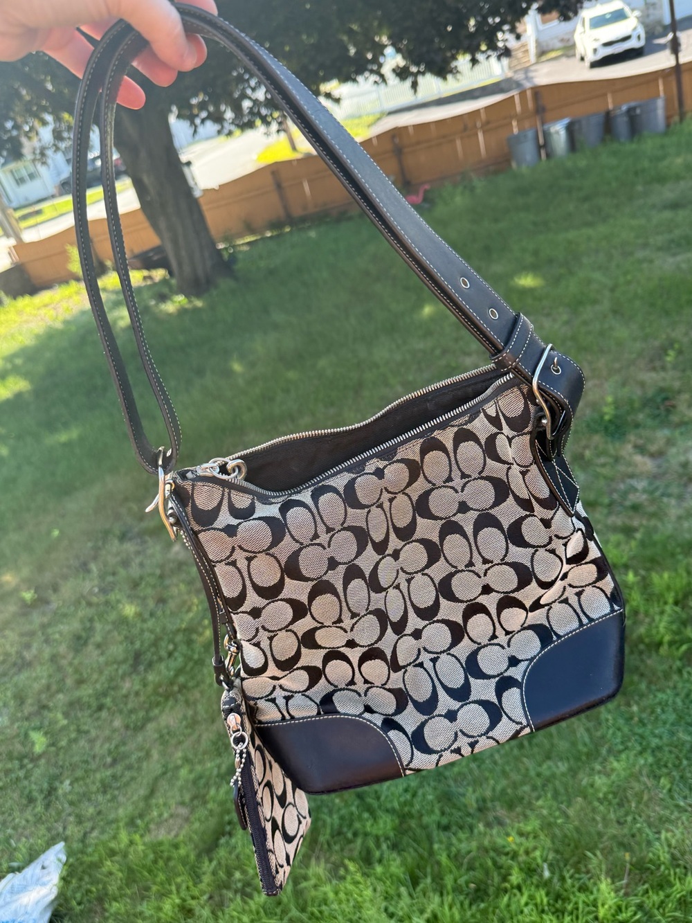 Vintage signature c coach bag with wristlet